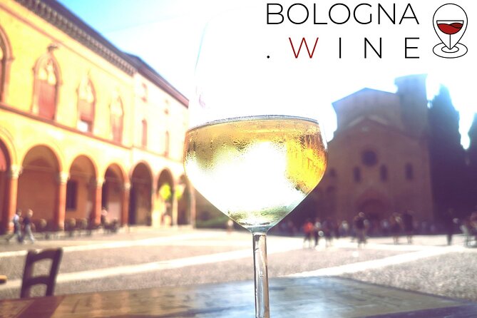 The downtown wine experience - Start at Piazza del Nettuno in central Bologna