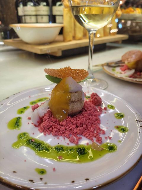 The Original Bilbao Food Tour with Wine Pairings - Timing, pace, and what to wear