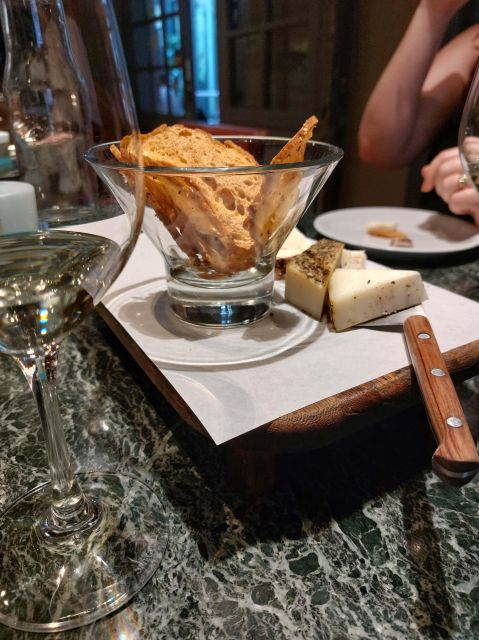 Thessaloniki: Small-Group Wine Tasting Tour with Appetizers - Key points at a glance