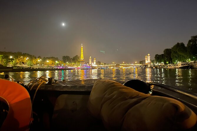 Top Private Cruises in Paris with French Champagne and surprises - Music, photos, and a captain who joins the occasion