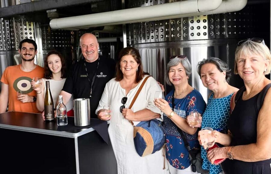 Toronto: Niagara-on-the-Lake, Wine Tasting & Chocolate Tour - Should you book this Niagara wine tour?