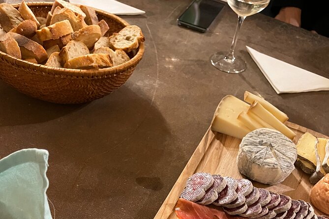 Traditional Gourmet Food & Wine Tour in Bordeaux - Why this Bordeaux food walk works