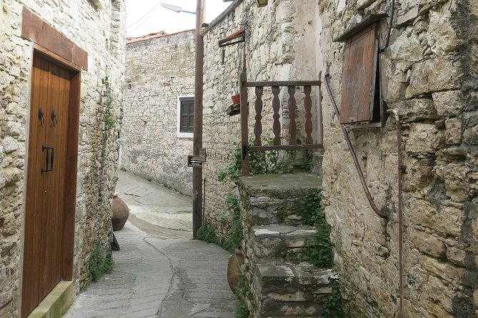 Troodos Mountains Villages: All Inclusive Food & Wine Day Tour - Pano Lefkara and the art of lace
