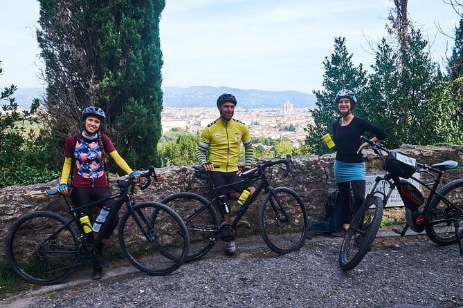 Tuscany Vespa Tour from Florence with Wine Tasting - San Gimignano, towers and time to wander