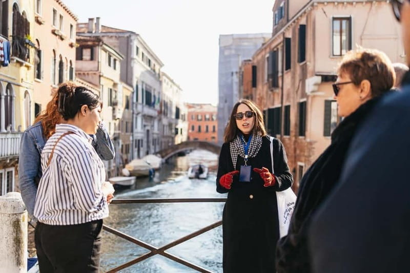 Venice: Eat Like a Local Food Tour with Wine & Spritz - Spritz, pasta, and the sweet finish