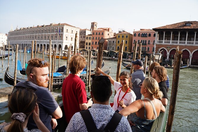 Venice Like a Local: Food, Wine & Spritz Tour with Traghetto Ride - Why this food walk works in Venice