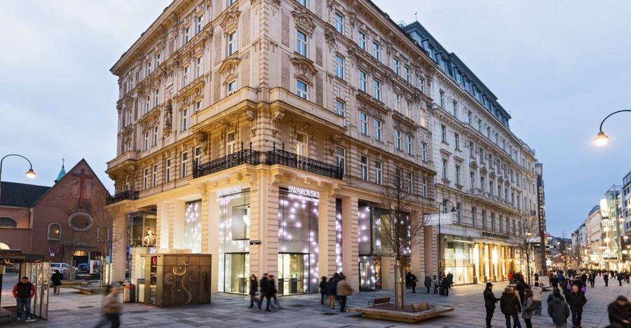 Vienna: Swarovski House Tour with Champagne & Gift - What Swarovski House adds to a Vienna day
