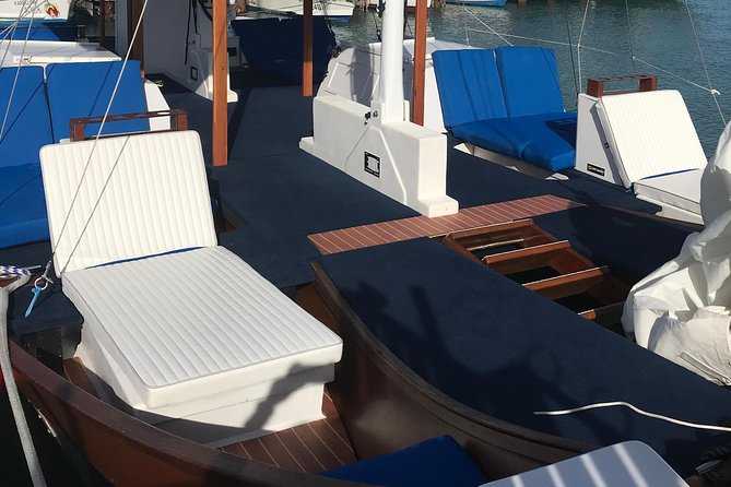 VIP Morning Delight Champagne Sailing and Snorkeling with Lunch - Catalina Bay and a second chance to snorkel
