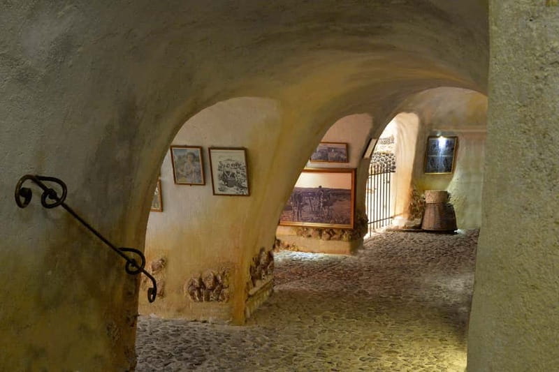 Vothonas: Wine Museum Ticket with Tastings and Audio Guide - Four wines, four different impressions