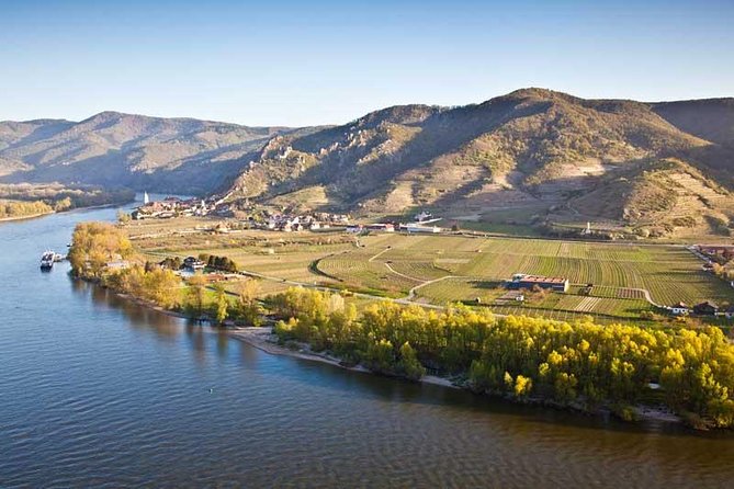 Wachau Valley Small-Group Tour and Wine Tasting from Vienna - Learning Wachau wine at the source