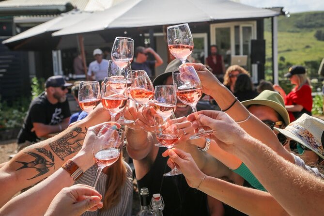 Waiheke Island Premium Wine Tour with Tastings - The minibus ride and the value of a local guide