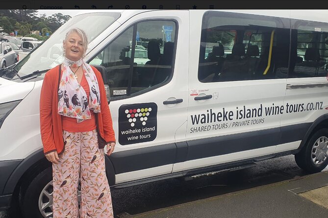 Waiheke island Wine Tours - PREMIUM wine tasting MAX 11 clients ! - A wine tour that also shows you Waiheke