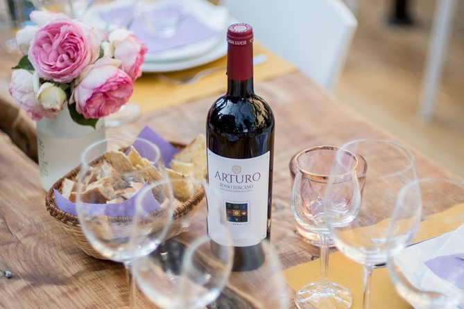 Wine and food tasting in an organic family winery - Inside the vinsantaia and historic cellar