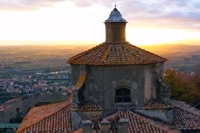 Wine and olive oil tastings with the locals - A private introduction to working Tuscany
