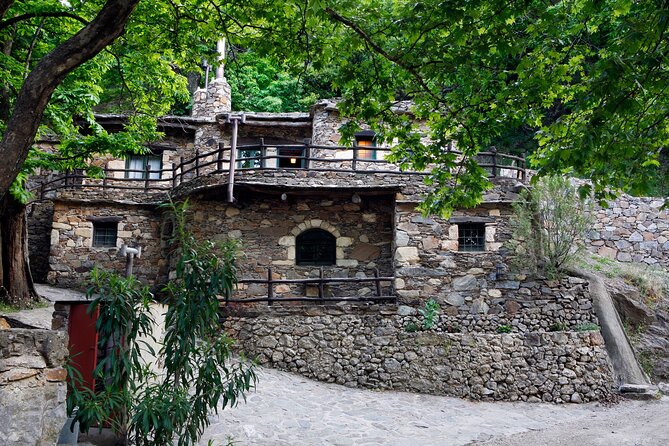 Wine & Olive Oil Tour with Lunch at Milia Mountain Retreat - Why this Chania day trip feels different