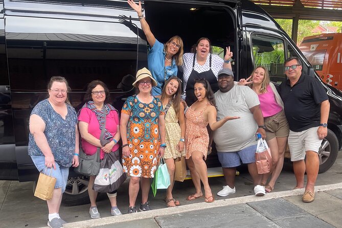 Wine Sippin'-Tea Drinkin'-Tree Huggin' Lowcountry Sightseeing - The small-group van makes the day easier