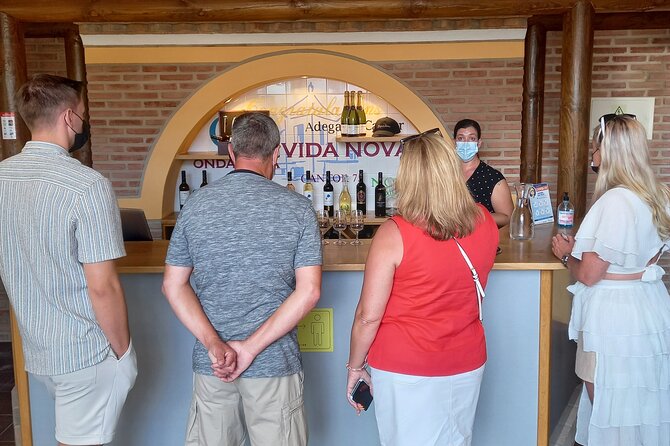 Wine Tasting, Chicken Piri Piri & Sights (Albufeira/Vilamoura) - What you actually do at Adega do Cantor