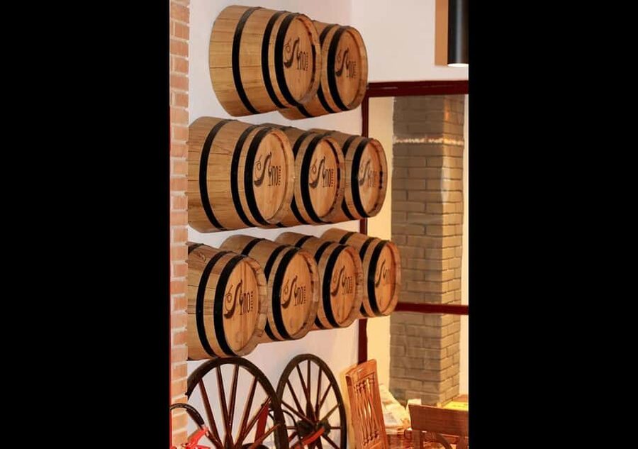 Wine Tasting Experience with Seven Types of Tuscan Wine - What comes with the wine