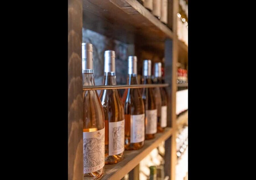 Wine Tasting Experience with Seven Types of Tuscan Wine - Meeting your guide at Vino Tasting Global