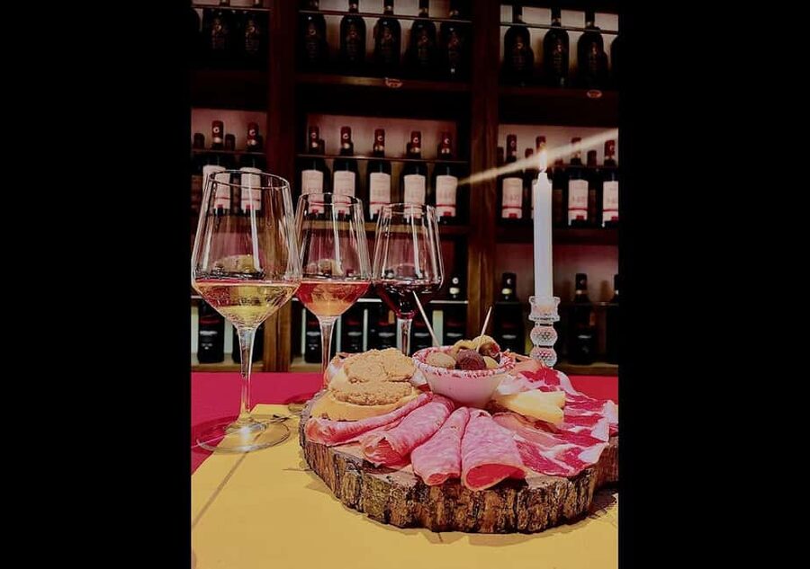 Wine Tasting Experience with Seven Types of Tuscan Wine - Chianti Classico Riserva shows the effect of time