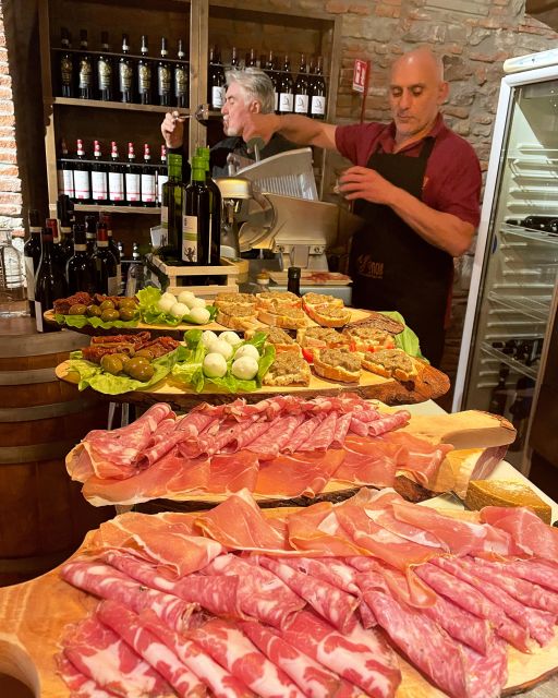 Wine Tasting Experience with Three Types of Tuscan Wine - Key points at a glance