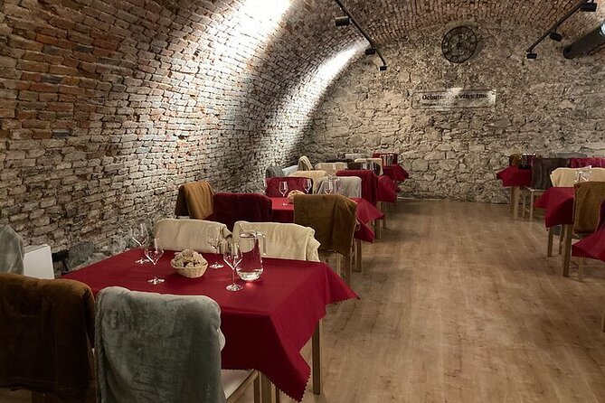 Wine Tasting IN THE DARK! - Who should book it?