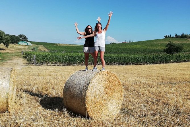 Wine Tour Ebike Experience - From Piazza Grande to the Nobile wine route