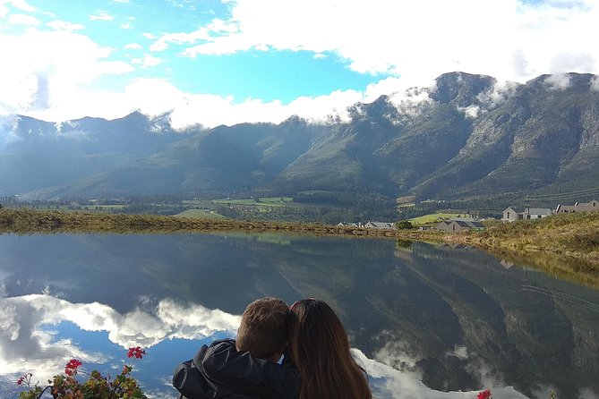Wine Tour to Stellenbosch & Franschhoek with Tastings & Lunch - Who should book this day out?