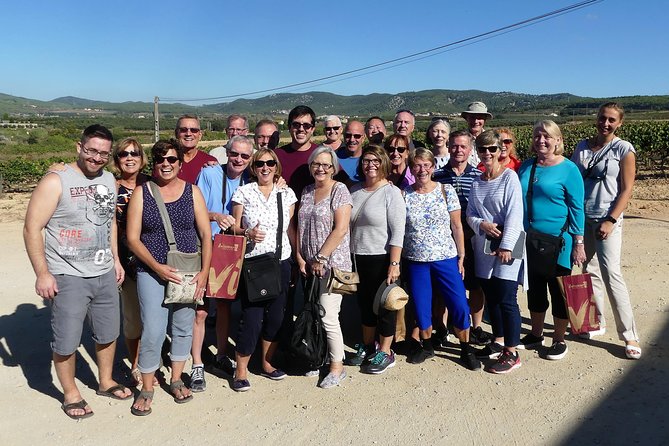 Your Cava, Your Story – Wine workshop experience at Artcava - Touring the farmhouse and boutique winery