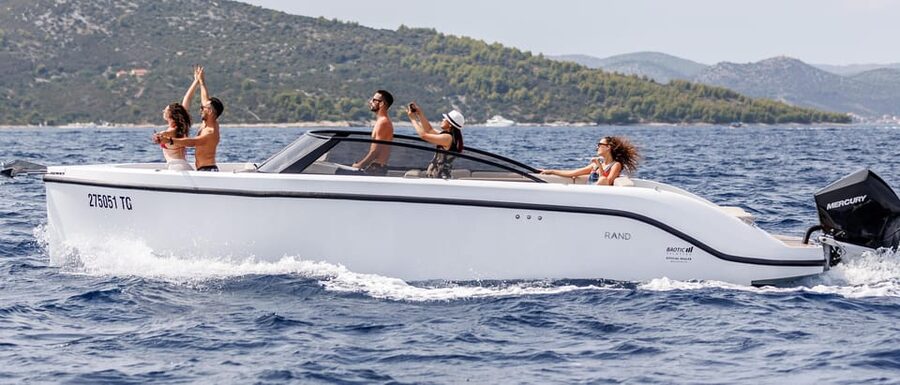Zadar: Guided Speedboat Tour with Food, Oil & Wine Tasting - Why this four-hour island trip works so well